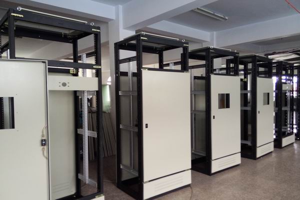 江海控制箱-控制箱的合理布置方法